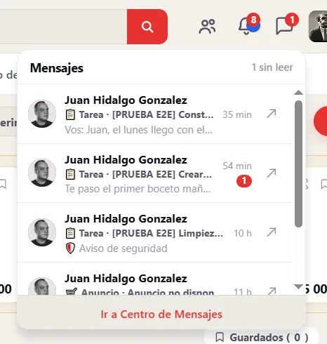 El ícono de mensajes: cada conversación indica si es de una tarea o de un anuncio.